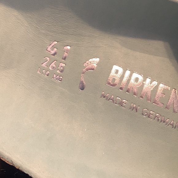 Madrid Big Buckle
Natural Leather Patent - High-Shine Surf Green - Picture 4 of 6